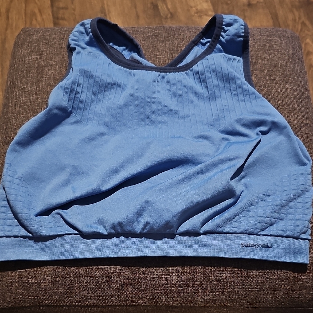 Patagonia Light Blue Textured Tank Top Size 42 C / D Sports Bra Women